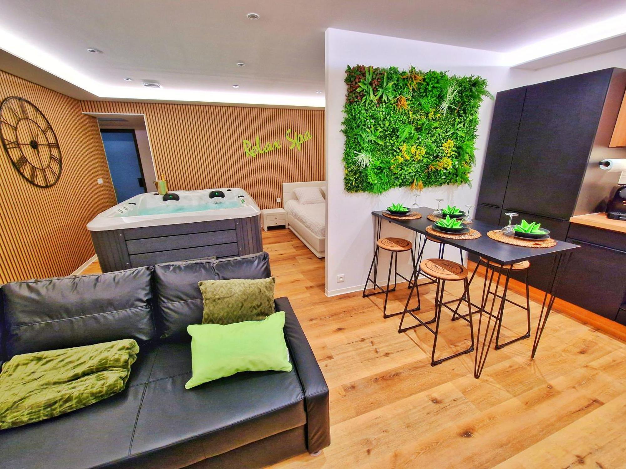 Relax Spa-4 Pers-Jacuzzi-Parking-Jardin-Clim-Colmar Muntzenheim Exterior photo